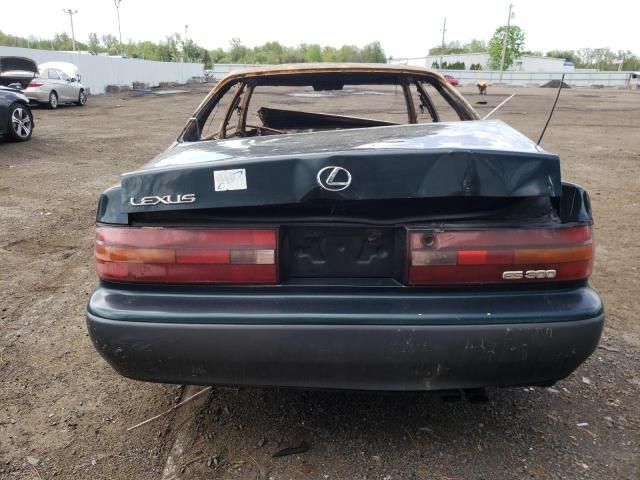 1992 Lexus ES 300