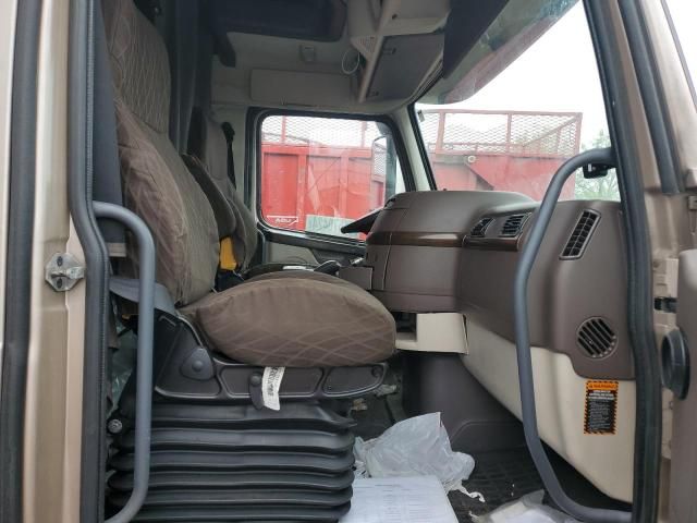 2015 Volvo VN VNL