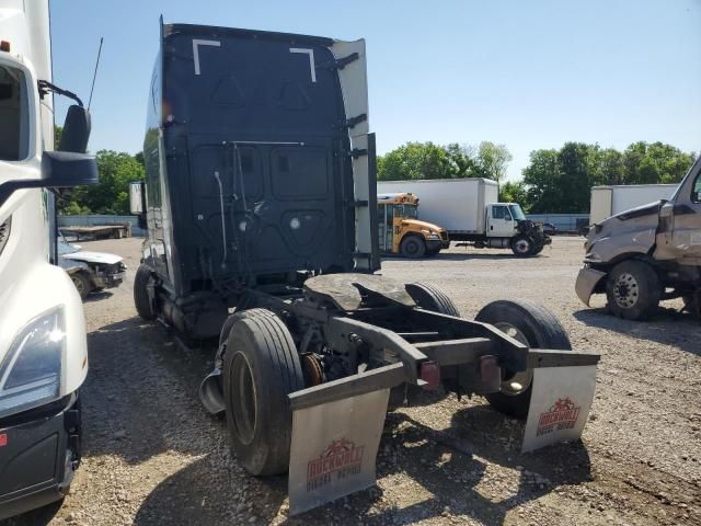 2016 Freightliner Cascadia 125