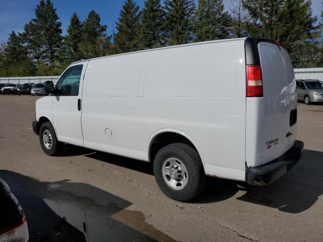 2014 Chevrolet Express G2500