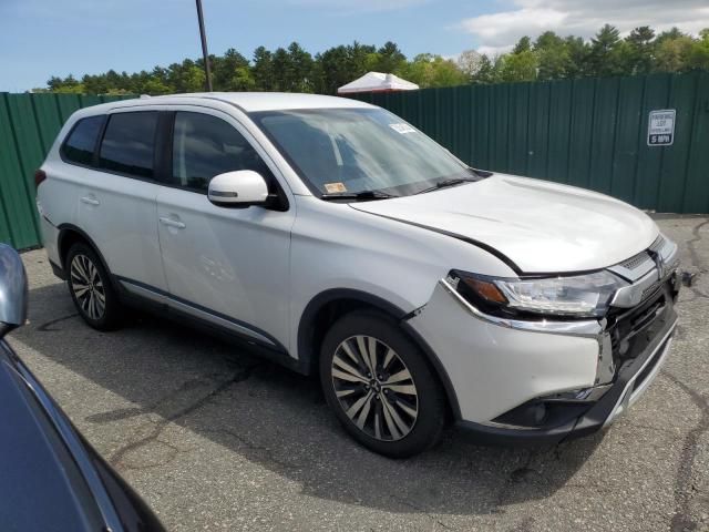 2019 Mitsubishi Outlander SE