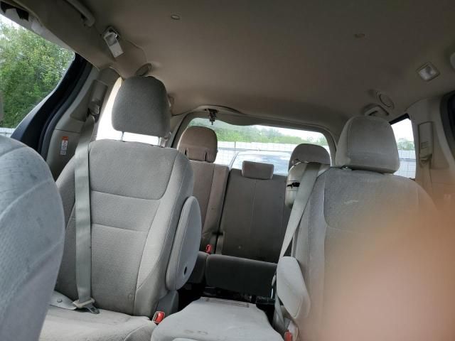 2015 Toyota Sienna LE