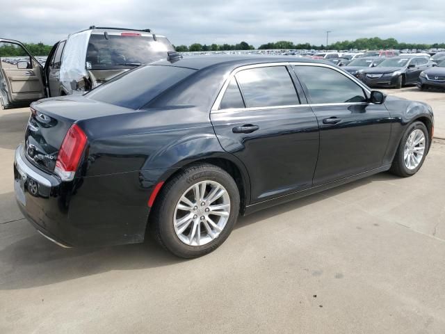 2019 Chrysler 300 Touring