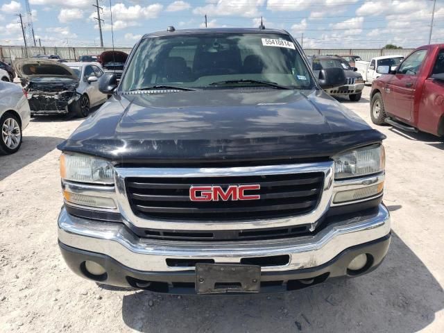 2004 GMC Sierra K2500 Heavy Duty