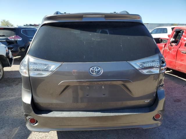 2011 Toyota Sienna Sport