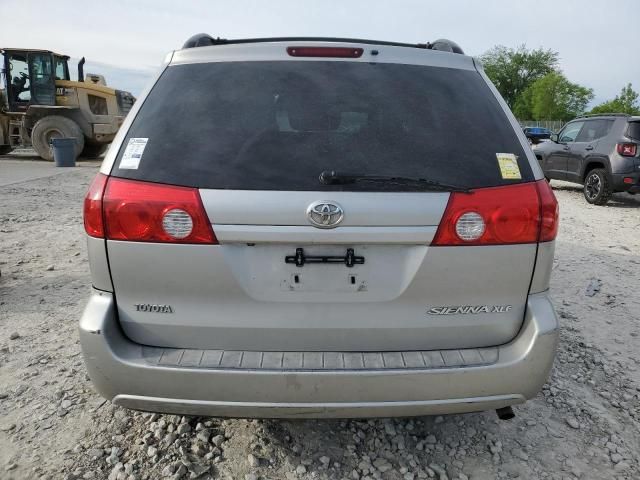 2006 Toyota Sienna XLE