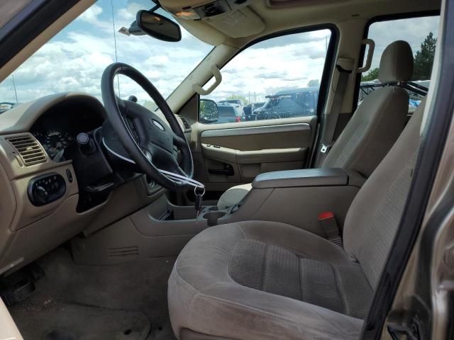 2004 Ford Explorer XLT