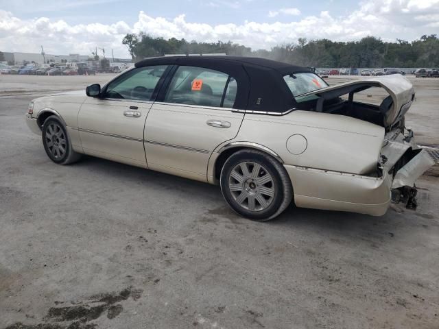 2003 Lincoln Town Car Cartier