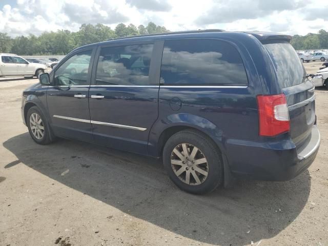 2012 Chrysler Town & Country Touring L