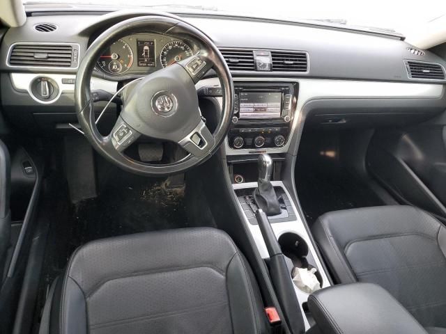 2013 Volkswagen Passat SE