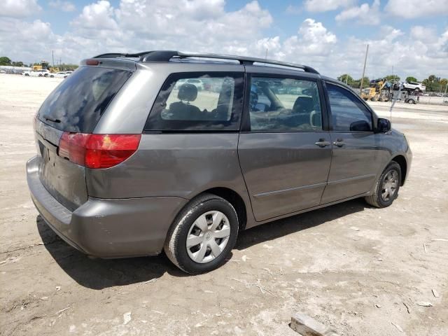 2004 Toyota Sienna CE