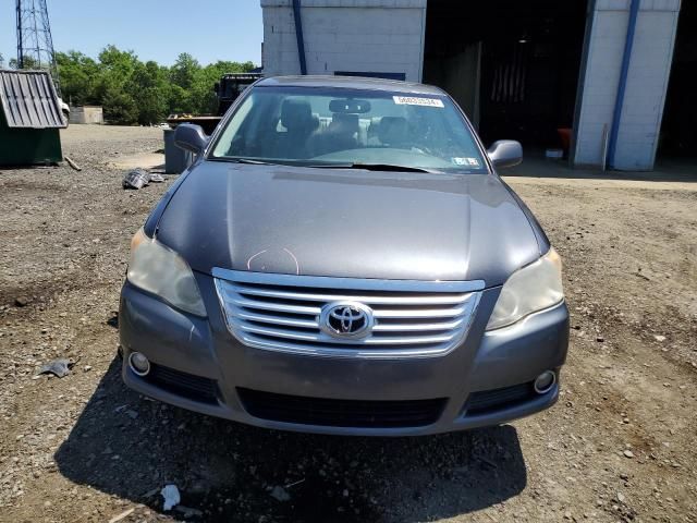 2010 Toyota Avalon XL