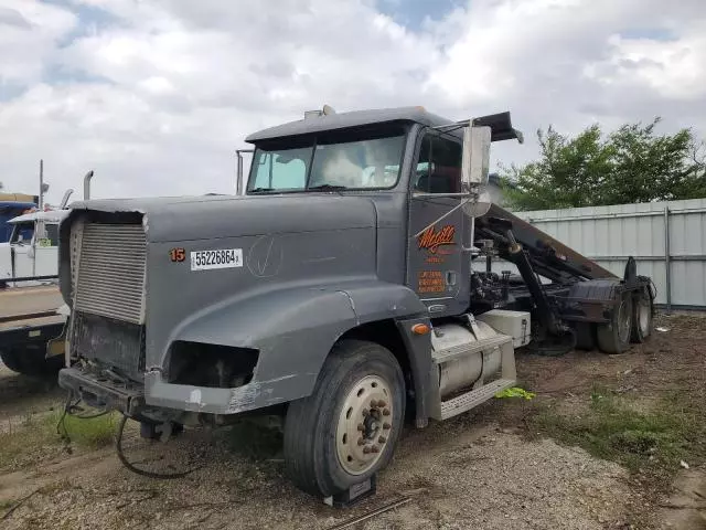 2001 Freightliner Conventional FLD120