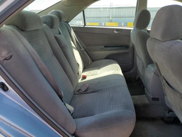 2005 Toyota Camry LE