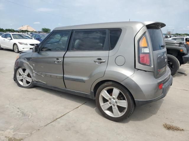 2011 KIA Soul +