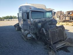 Salvage Trucks for sale at auction: 1998 International 9200