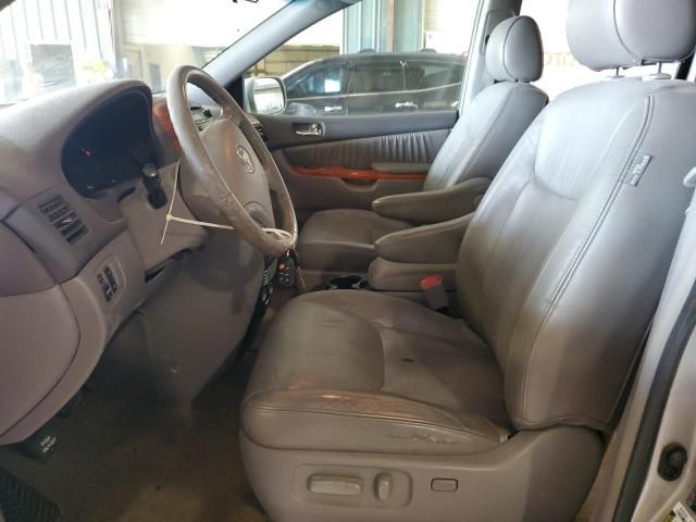 2008 Toyota Sienna XLE