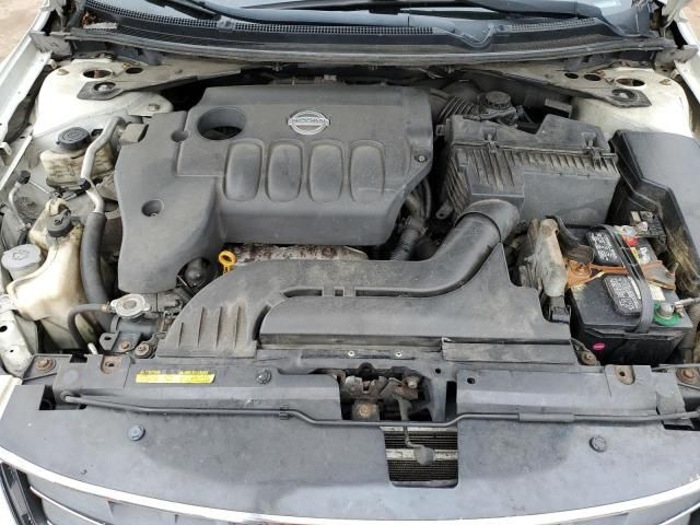 2010 Nissan Altima Base