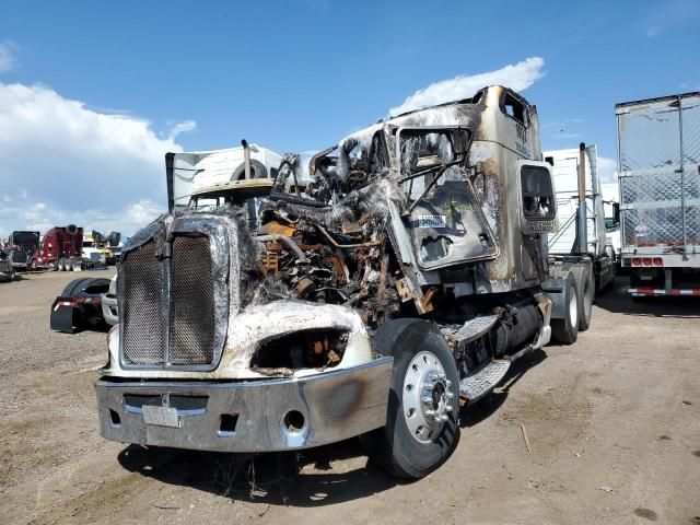 2013 Kenworth Construction T660