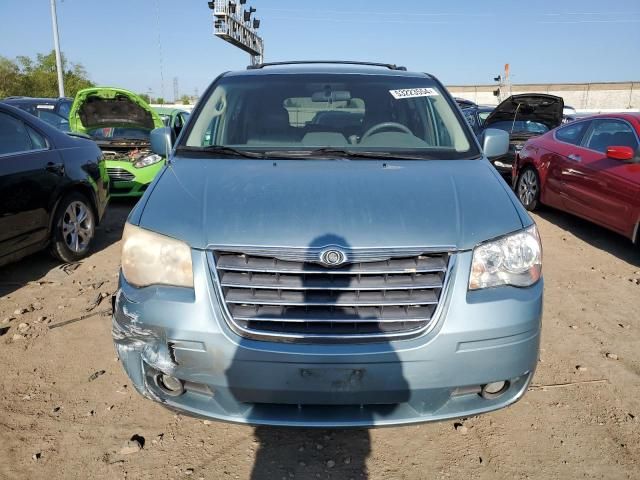 2008 Chrysler Town & Country Touring