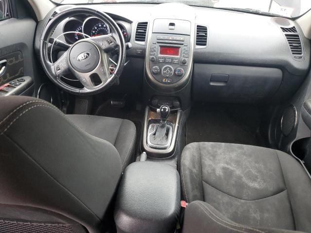 2013 KIA Soul +