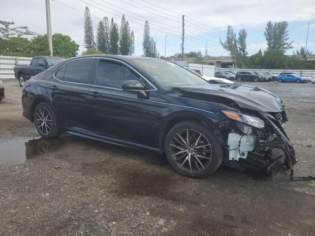 2021 Toyota Camry SE