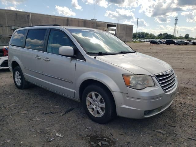 2010 Chrysler Town & Country Touring