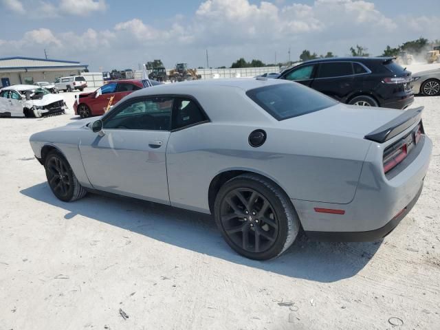 2022 Dodge Challenger SXT