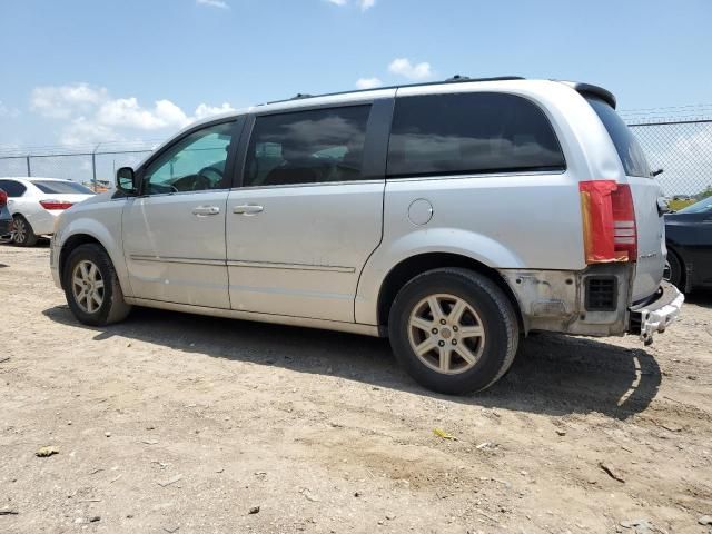 2010 Chrysler Town & Country Touring Plus