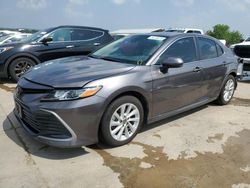 Carros salvage a la venta en subasta: 2022 Toyota Camry LE