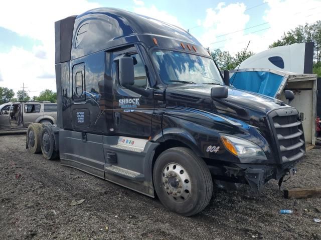 2022 Freightliner Cascadia 126