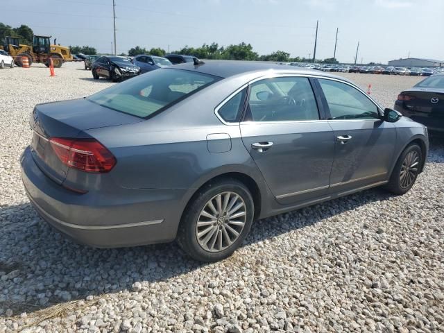 2016 Volkswagen Passat SE