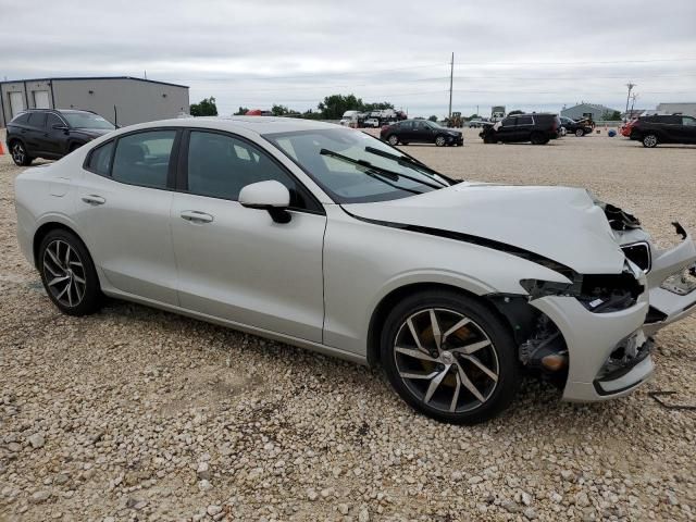 2019 Volvo S60 T5 Momentum