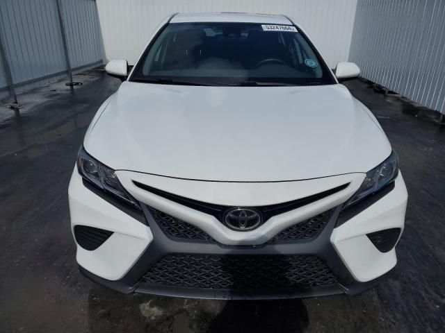 2020 Toyota Camry SE