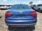 2016 Volkswagen Passat SE