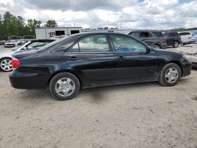 2005 Toyota Camry LE