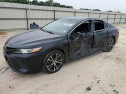 Carros salvage sin ofertas aún a la venta en subasta: 2018 Toyota Camry L