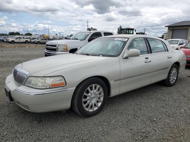 2007 Lincoln Town Car Signature