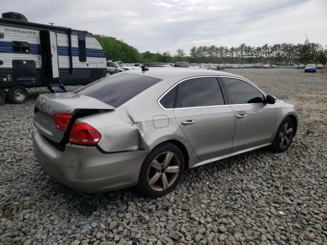 2013 Volkswagen Passat SE