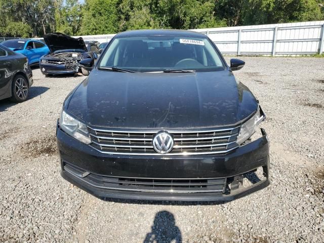 2016 Volkswagen Passat S