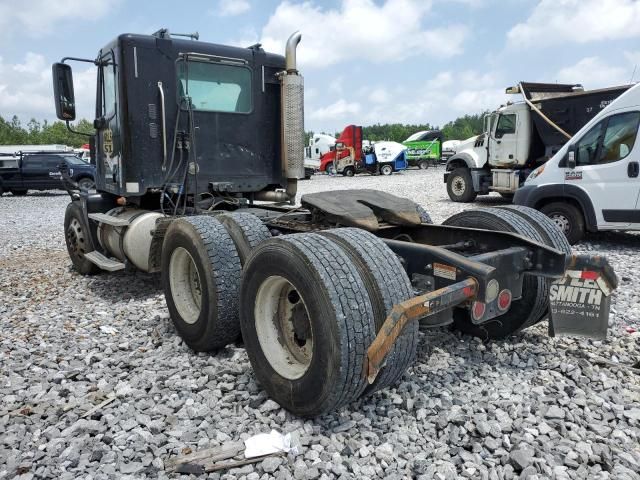 2007 Freightliner Conventional Columbia