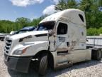 2020 Freightliner Cascadia 126