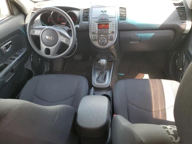 2011 KIA Soul +