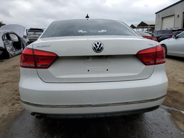 2013 Volkswagen Passat SEL