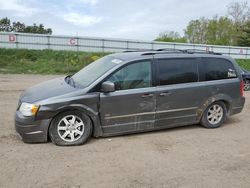 Salvage cars for sale from Copart Davison, MI: 2009 Chrysler Town & Country Touring