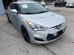 Hyundai Veloster Vehiculos salvage en venta: 2012 Hyundai Veloster