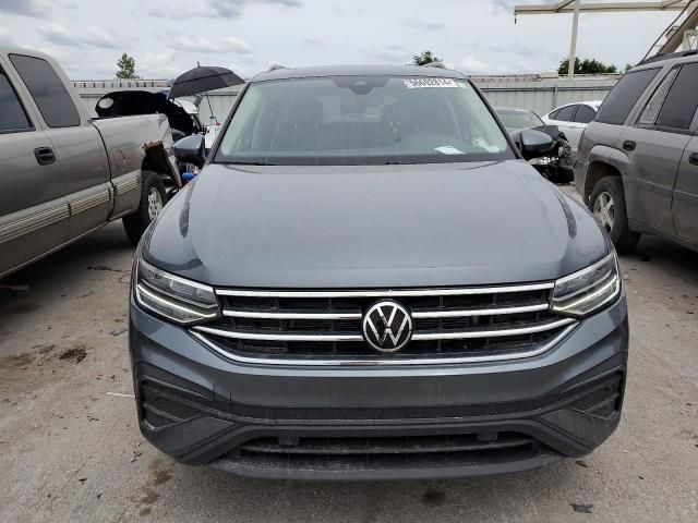 2022 Volkswagen Tiguan SE