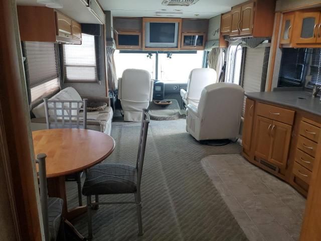 2004 Pace American 2004 Workhorse Custom Chassis Motorhome Chassis W2