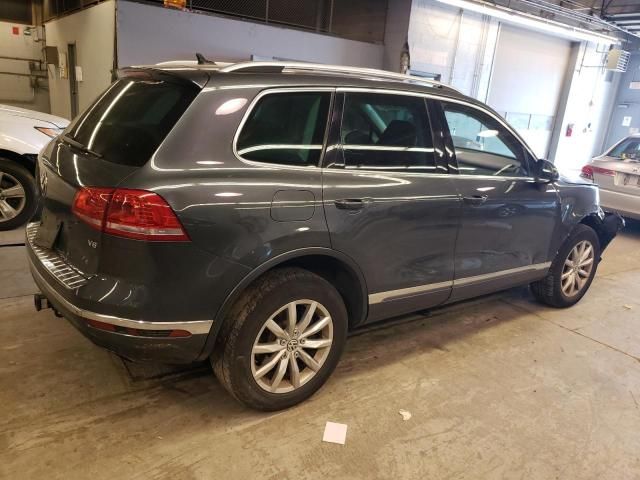 2015 Volkswagen Touareg V6