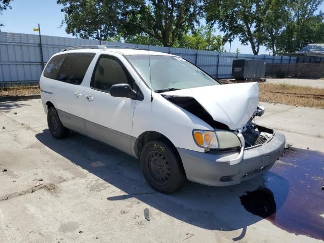 2002 Toyota Sienna CE